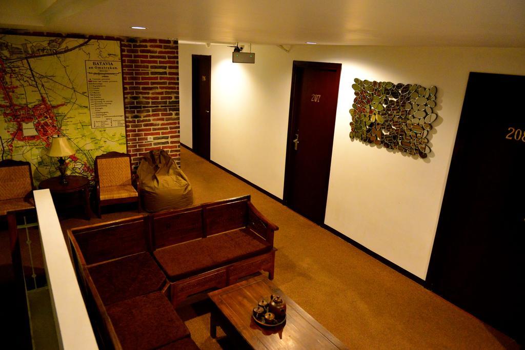 Capsule Hostel Old Batavia Jakarta Kültér fotó