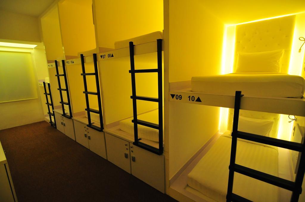 Capsule Hostel Old Batavia Jakarta Szoba fotó