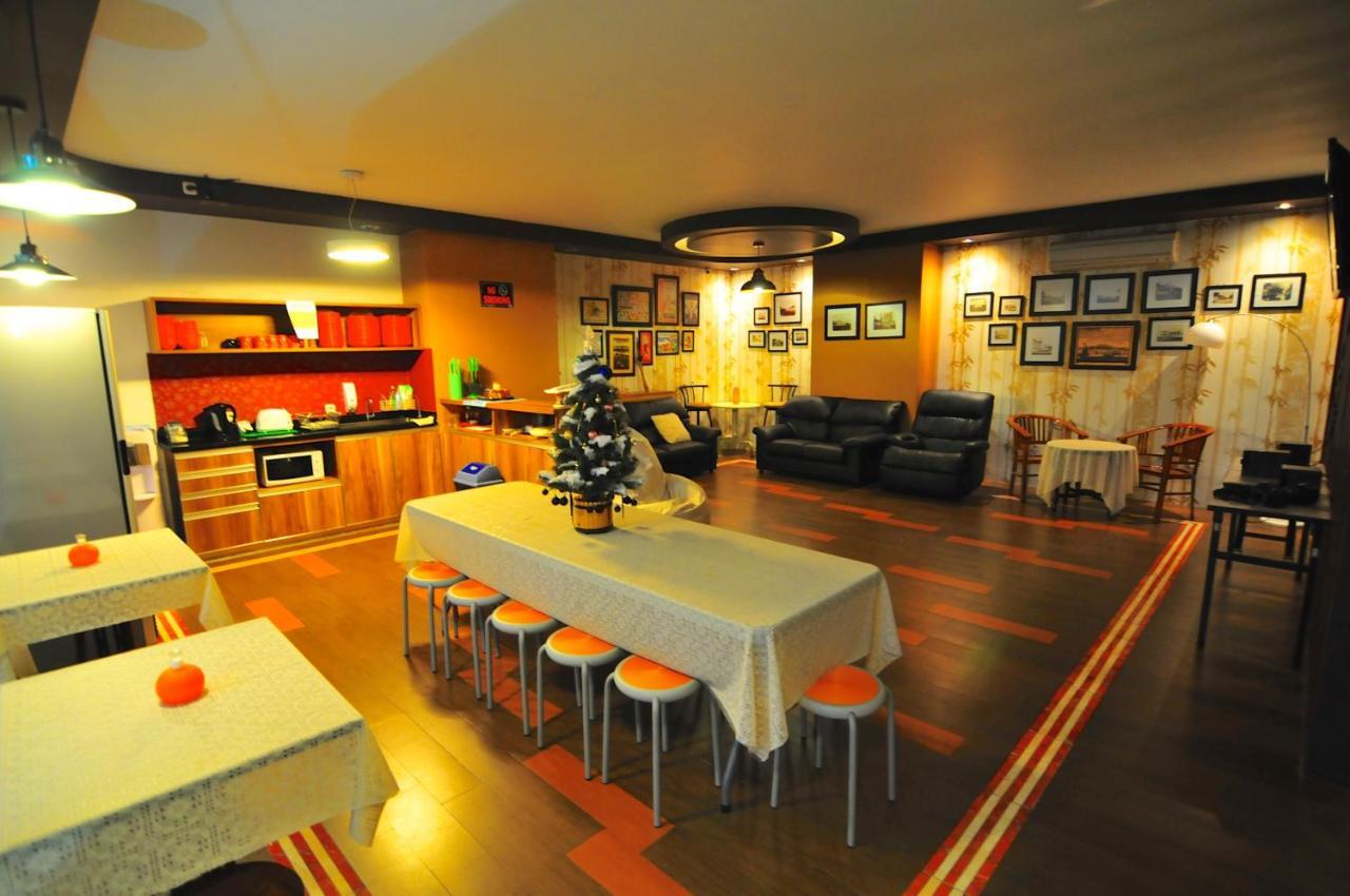 Capsule Hostel Old Batavia Jakarta Kültér fotó